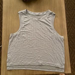 Lululemon Cropped Flowy Tank